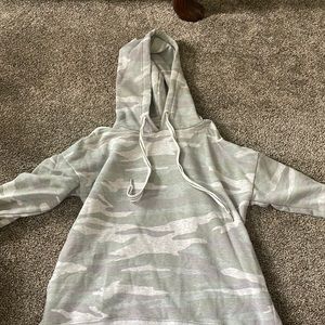 American eagle sweatshirt